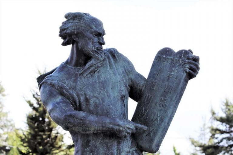 Moses Ten Commandments of God