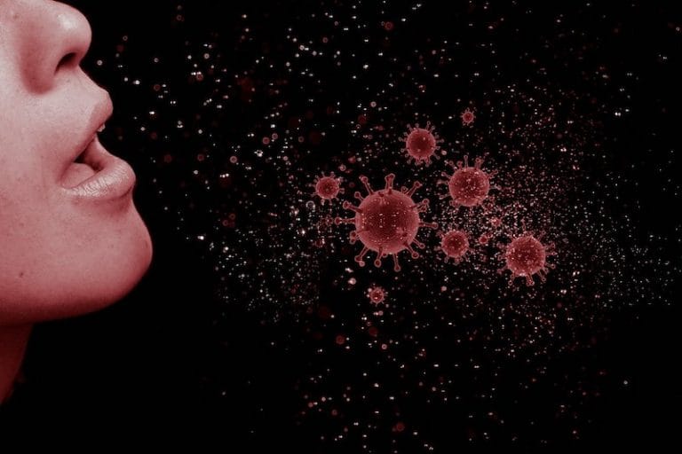 coronavirus sneeze